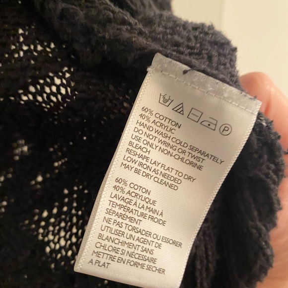 Ecote Black Sweater Vest Size Small - Picture 4 of 5